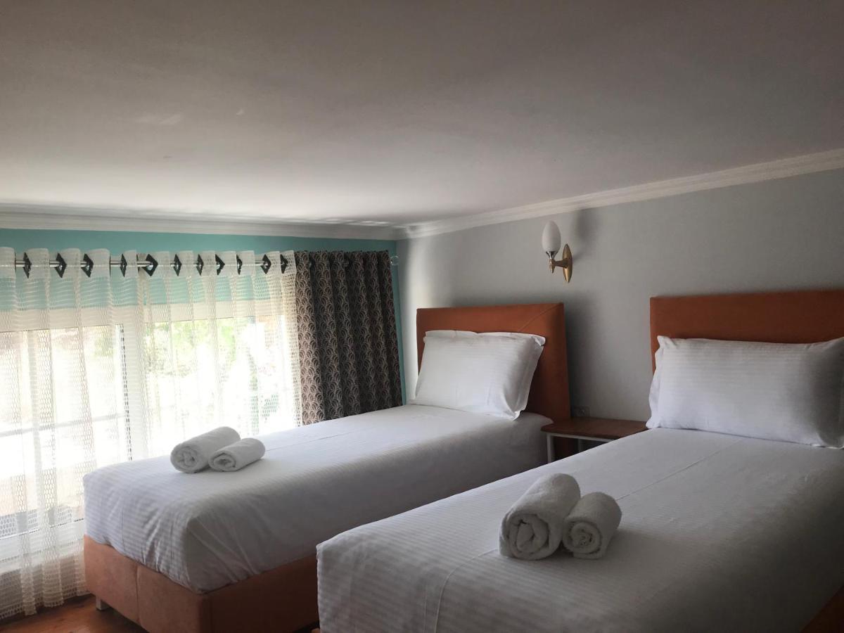 Crown Deluxe Apartments Sarande Luaran gambar