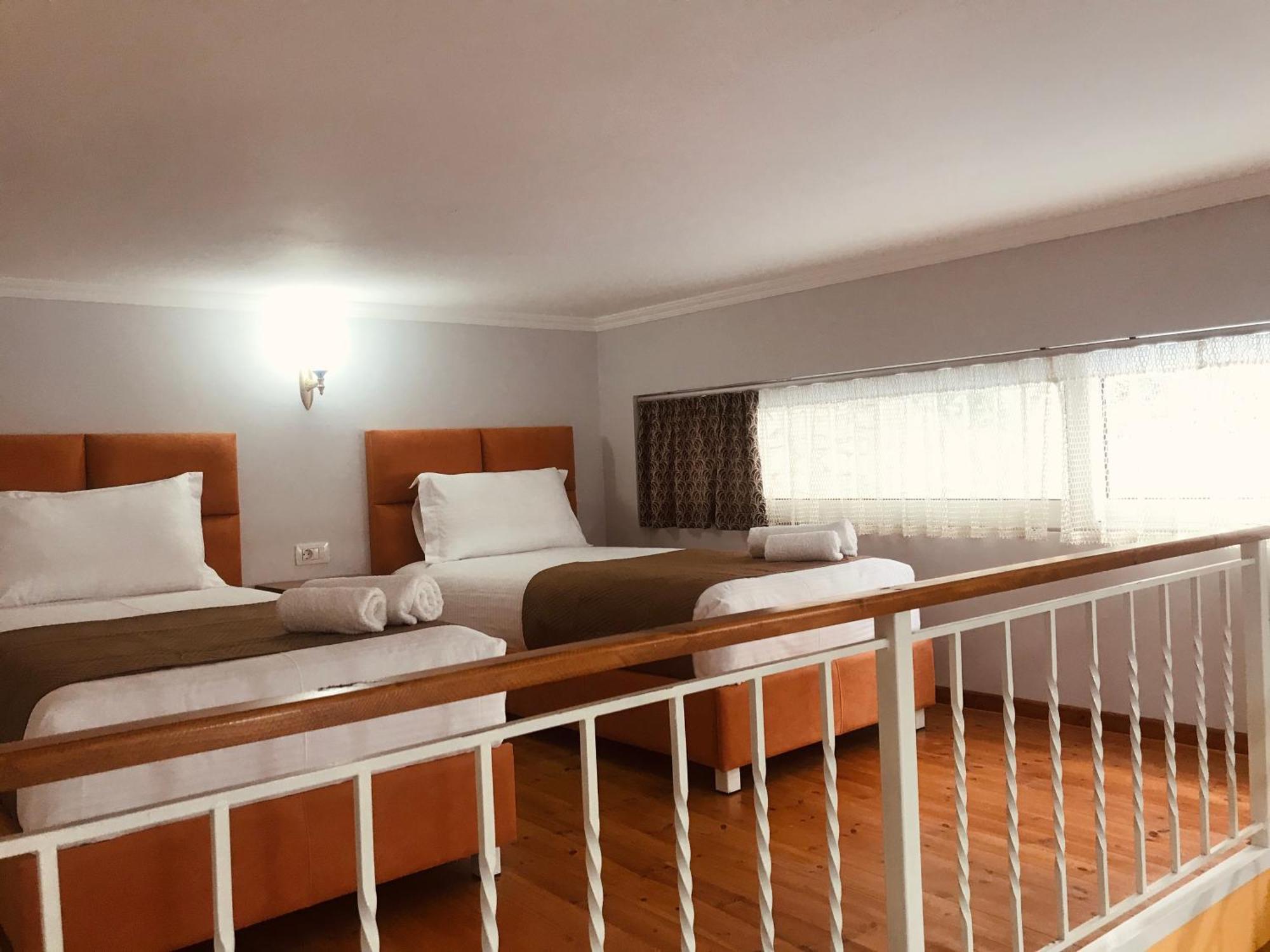 Crown Deluxe Apartments Sarande Luaran gambar