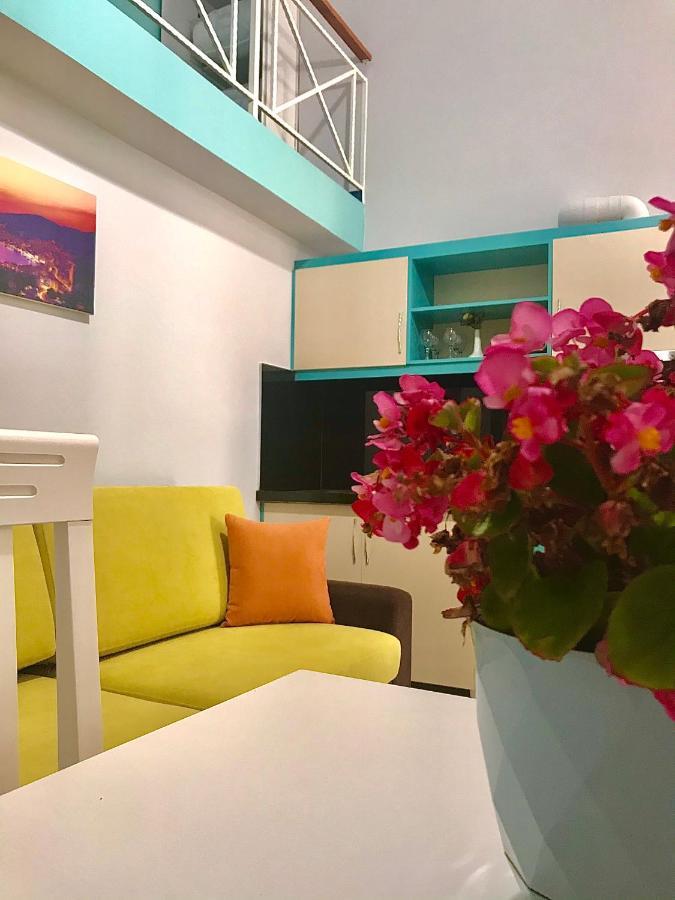 Crown Deluxe Apartments Sarande Luaran gambar