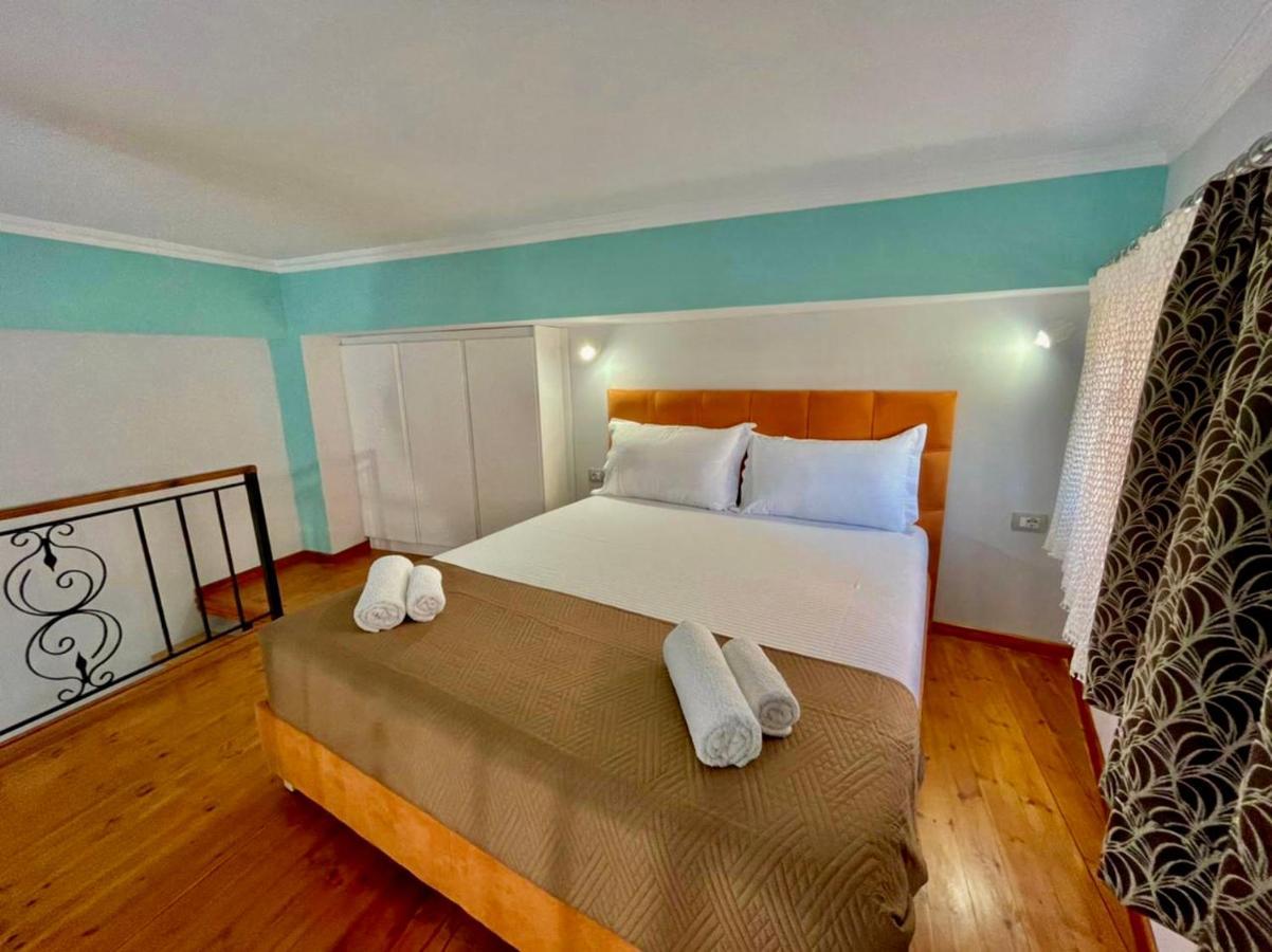 Crown Deluxe Apartments Sarande Luaran gambar