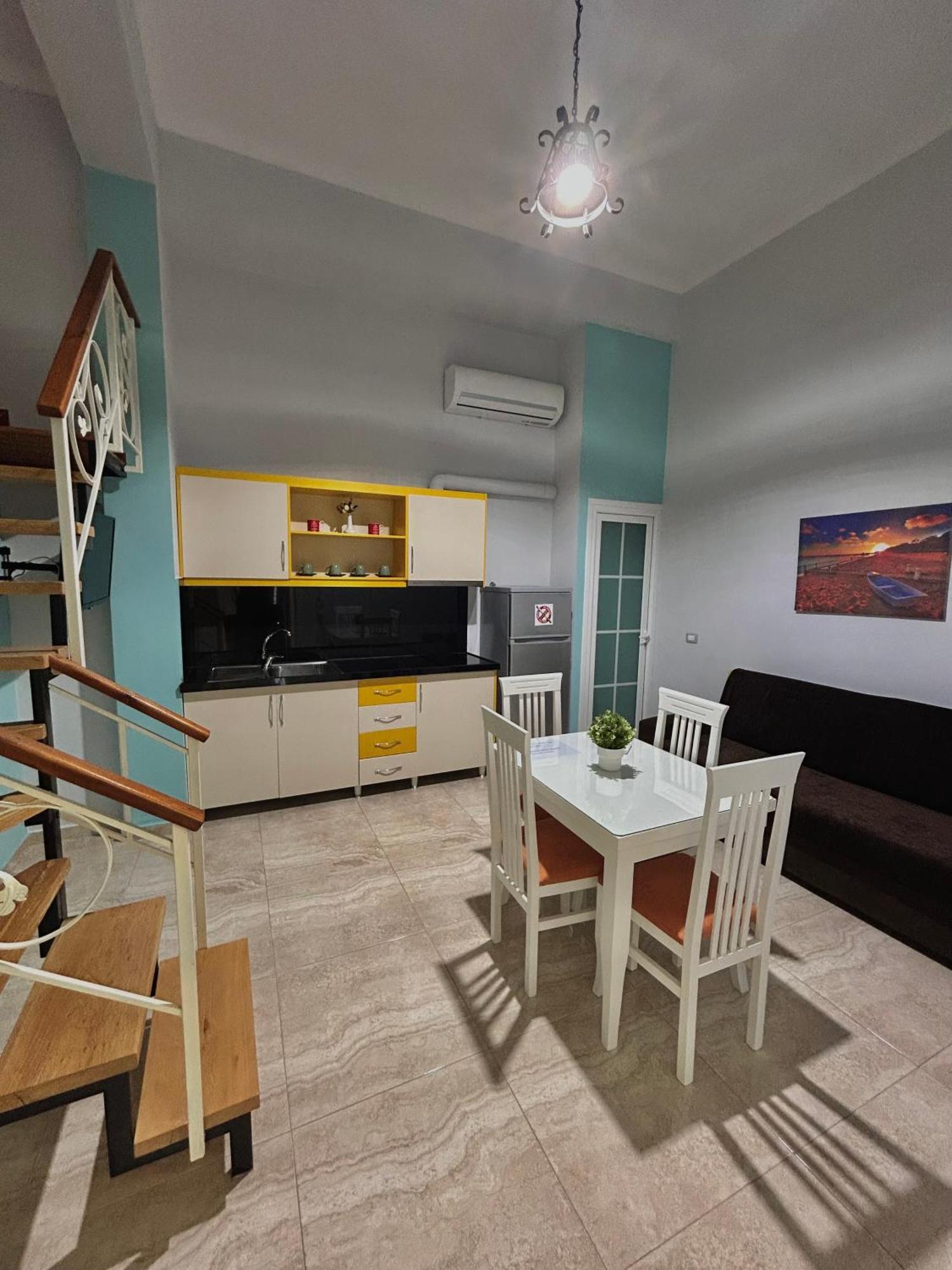 Crown Deluxe Apartments Sarande Luaran gambar